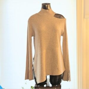 Gabby Isabella Women's Small - One Off The Shoulder Knit Sweater